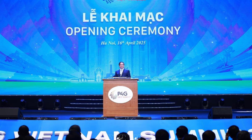 Prime Minister Pham Minh Chinh gave opening remarks